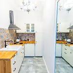 Old Town Boutique * לובלין