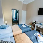 Old Town Boutique Apartahotel