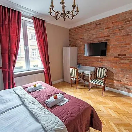 Old Town Boutique Apart Otel *